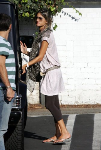 Alessandra Ambrosio Feet Toes And Soles 286