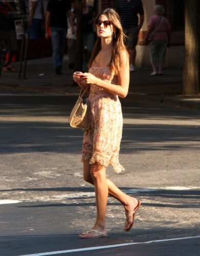 Alessandra Ambrosio Feet Toes And Soles 679