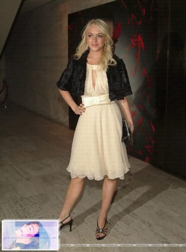 Lindsay Lohan Feet Toes And Soles 69