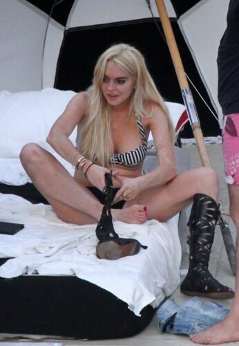 Lindsay Lohan Feet Toes And Soles 618