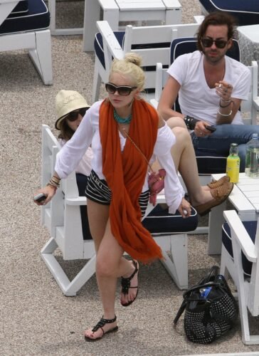 Lindsay Lohan Feet Toes And Soles 625