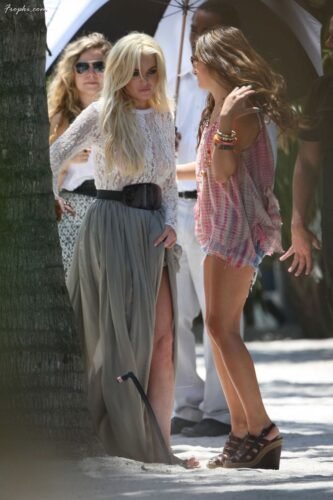 Lindsay Lohan Feet Toes And Soles 637