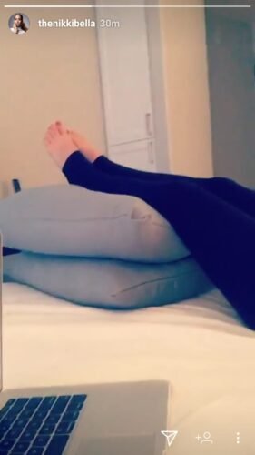 Nikki Bella Feet Toes And Soles 450