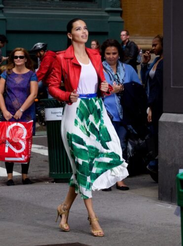 Adriana Lima Feet Toes And Soles 1017