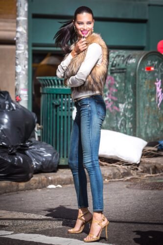 Adriana Lima Feet Toes And Soles 1022