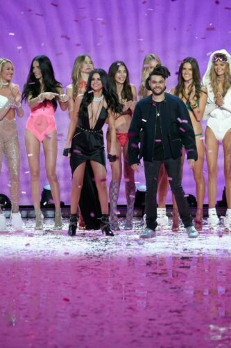 Adriana Lima Feet Toes And Soles 1226