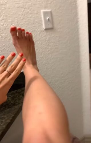 Nicole Louise Frye Feet Toes And Soles 257