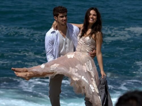 Isis Valverde Feet Toes And Soles 25
