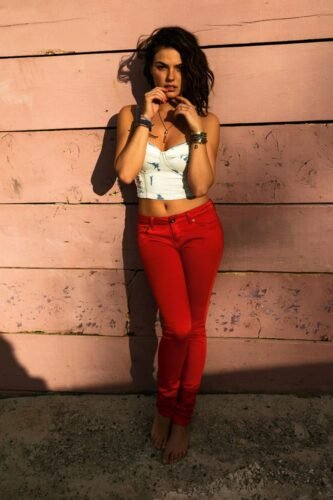 Isis Valverde Feet Toes And Soles 72