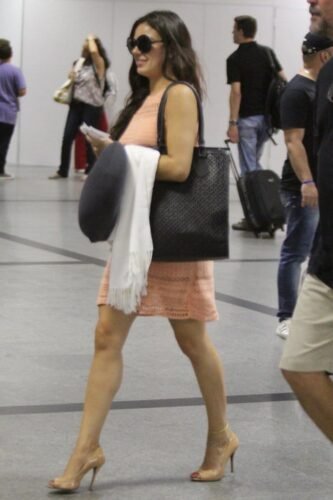 Isis Valverde Feet Toes And Soles 104