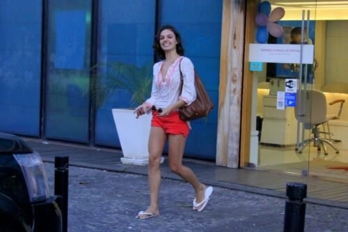 Isis Valverde Feet Toes And Soles 111