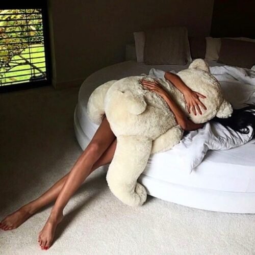 Isis Valverde Feet Toes And Soles 182