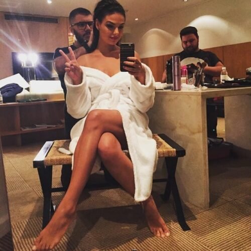 Isis Valverde Feet Toes And Soles 205