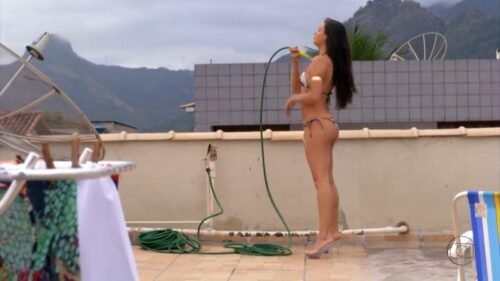 Isis Valverde Feet Toes And Soles 246