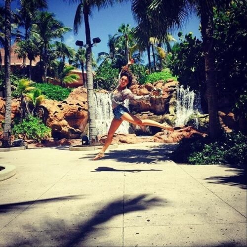 Isis Valverde Feet Toes And Soles 259