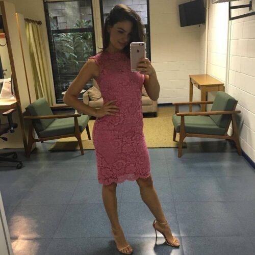 Isis Valverde Feet Toes And Soles 261