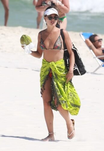 Isis Valverde Feet Toes And Soles 265