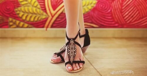 Isis Valverde Feet Toes And Soles 318