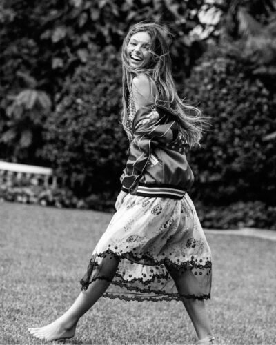 Isis Valverde Feet Toes And Soles 445