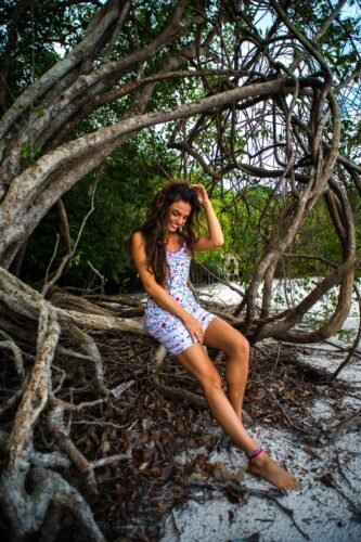 Isis Valverde Feet Toes And Soles 459