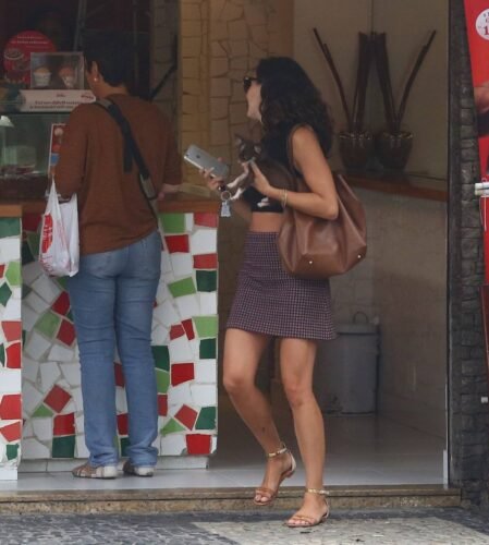 Isis Valverde Feet Toes And Soles 496