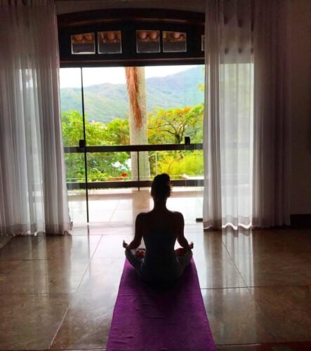 Isis Valverde Feet Toes And Soles 504