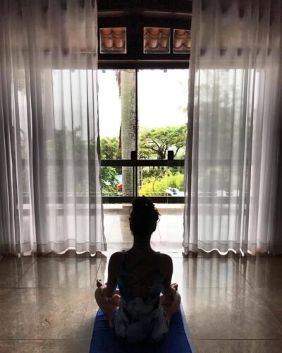 Isis Valverde Feet Toes And Soles 525