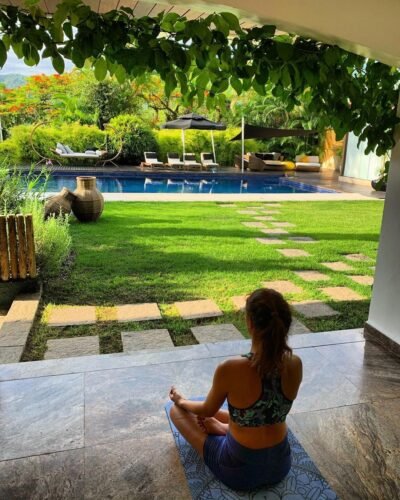 Isis Valverde Feet Toes And Soles 722