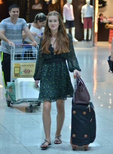 Marina Ruy Barbosa Feet Toes And Soles 498