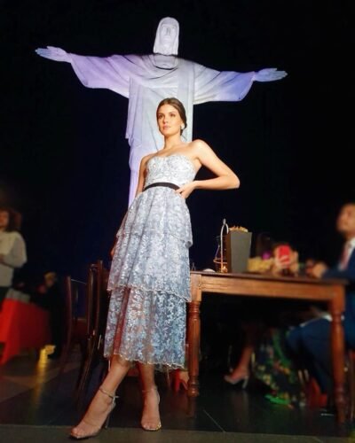 Camila Queiroz Feet Toes And Soles 452