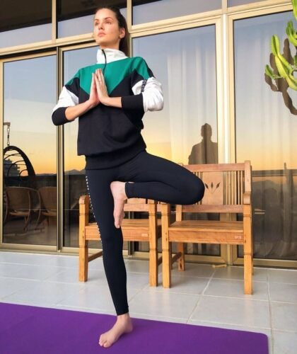 Camila Queiroz Feet Toes And Soles 491