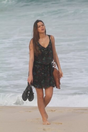 Bruna Marquezine Feet Toes And Soles 111