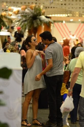 Bruna Marquezine Feet Toes And Soles 135