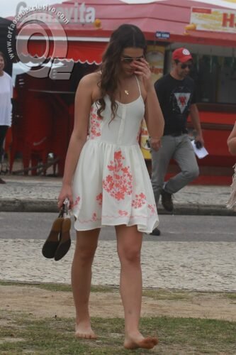 Bruna Marquezine Feet Toes And Soles 281