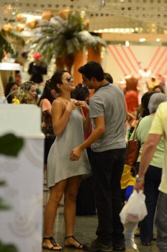 Bruna Marquezine Feet Toes And Soles 292