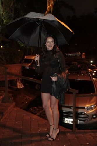 Bruna Marquezine Feet Toes And Soles 296