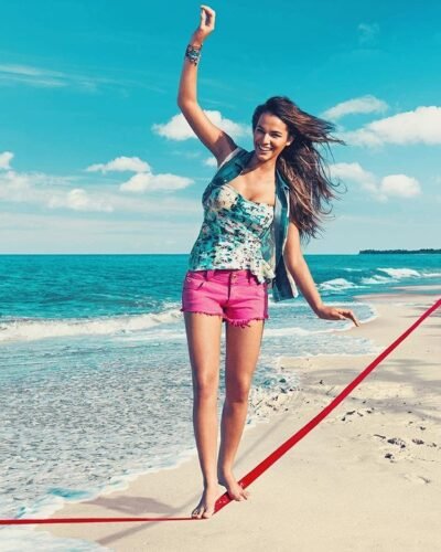 Bruna Marquezine Feet Toes And Soles 338