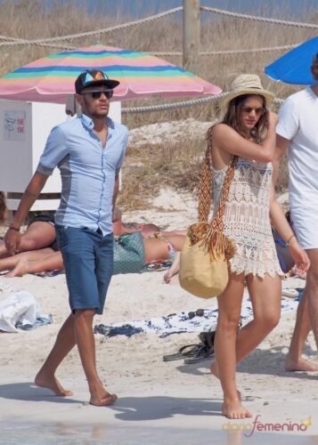 Bruna Marquezine Feet Toes And Soles 673