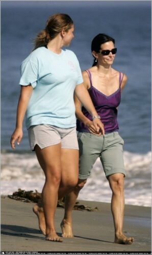 Courteney Cox Feet Toes And Soles 152