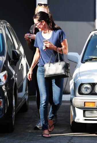 Courteney Cox Feet Toes And Soles 495