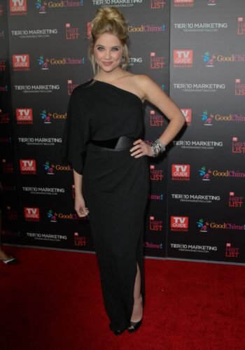 Ashley Benson Feet Toes And Soles 213