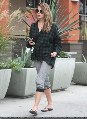 Ashley Benson Feet Toes And Soles 439