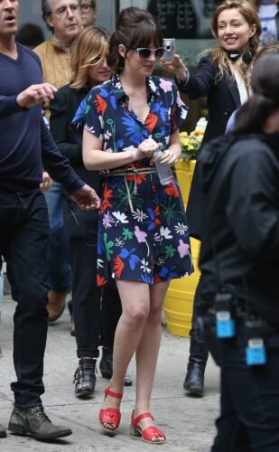 Dakota Johnson Feet Toes And Soles 337