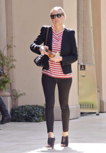 Kirsten Dunst Feet Toes And Soles 128