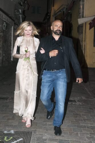 Kirsten Dunst Feet Toes And Soles 650