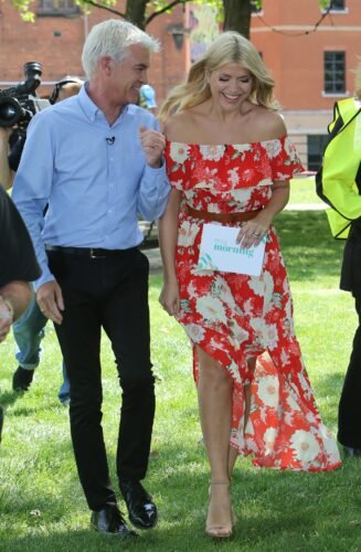 Holly Willoughby Feet Toes And Soles 265