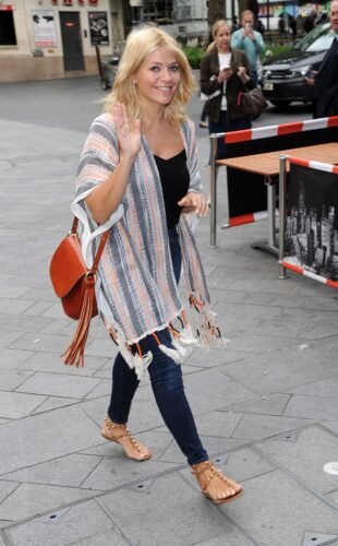 Holly Willoughby Feet Toes And Soles 280