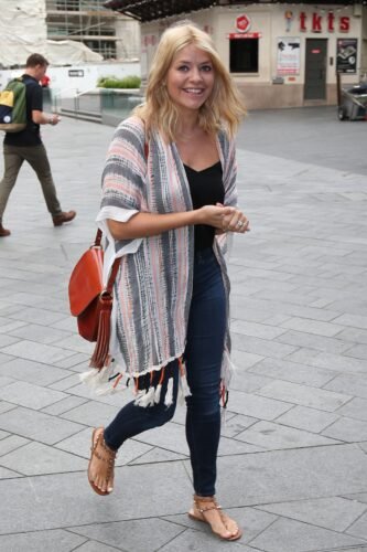 Holly Willoughby Feet Toes And Soles 284
