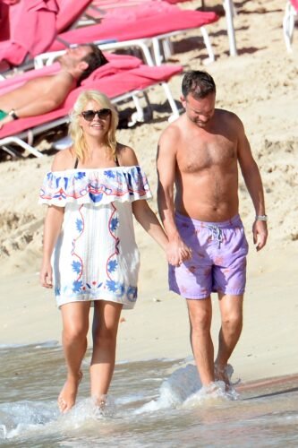 Holly Willoughby Feet Toes And Soles 398