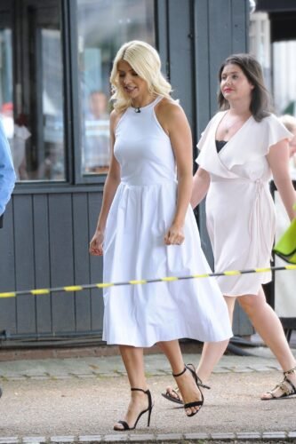 Holly Willoughby Feet Toes And Soles 620